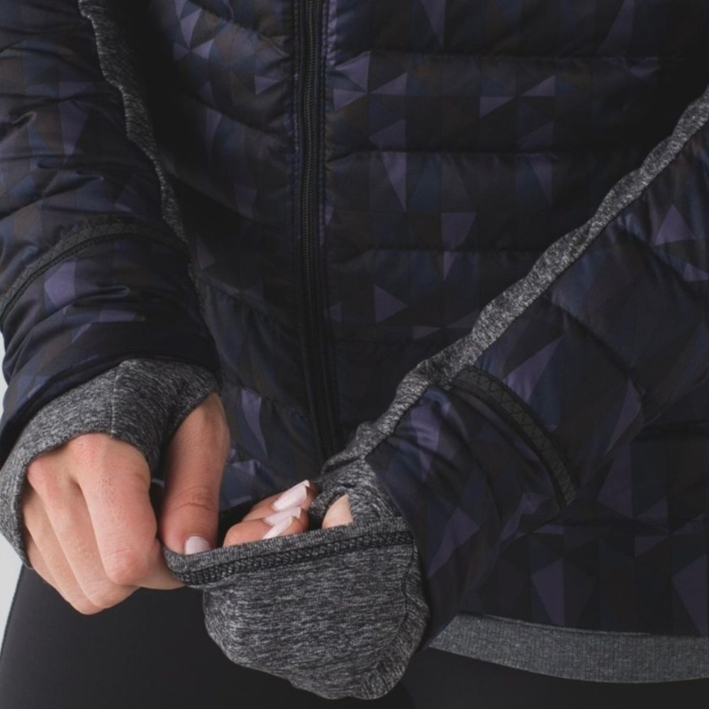 SOLD🌻HOST PICK🌻 Activewear 6/3/23 🎉Lululemon Fluff Off Jacket - Picture 8 of 16